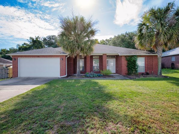 1484 Longbranch Dr