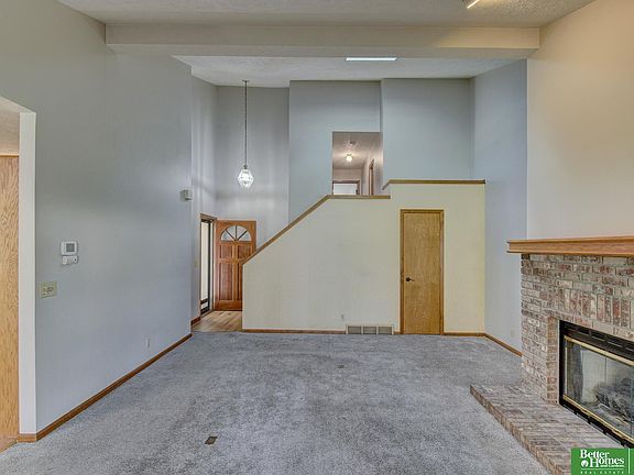 5th image of 3614 N 104th Ave
