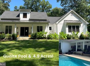 3135 Hunting Creek Rd, Huntingtown, MD 20639