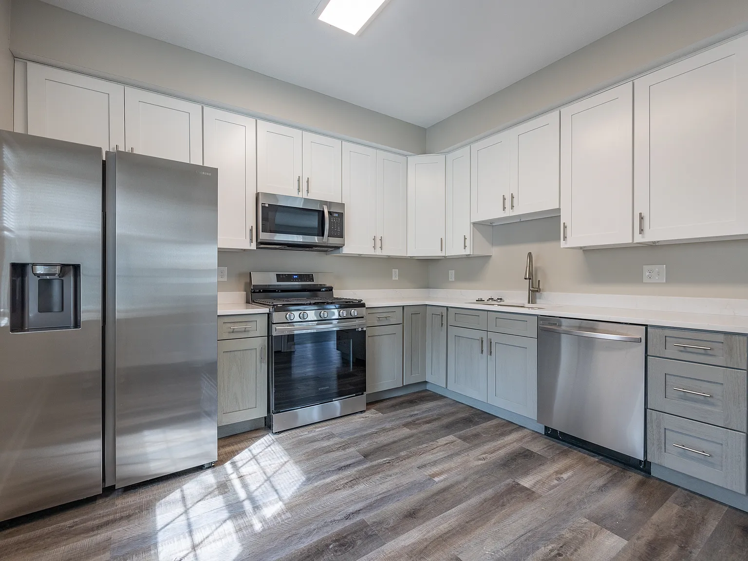 4 bed, 1630 sqft, $2,000 — Photo 3