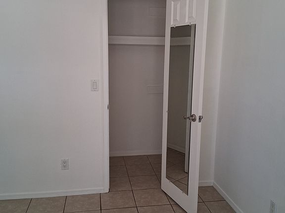 4th image of 17833 N 26th St