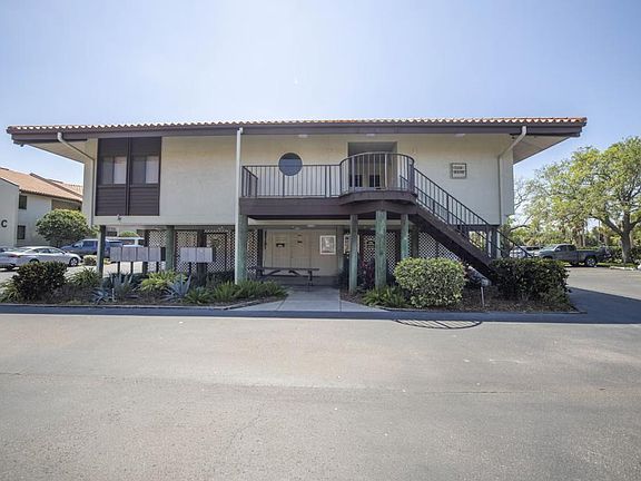 2nd image of 1515 Pinellas Bayway S