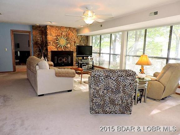 3rd image of 219 Broad Leaf Dr