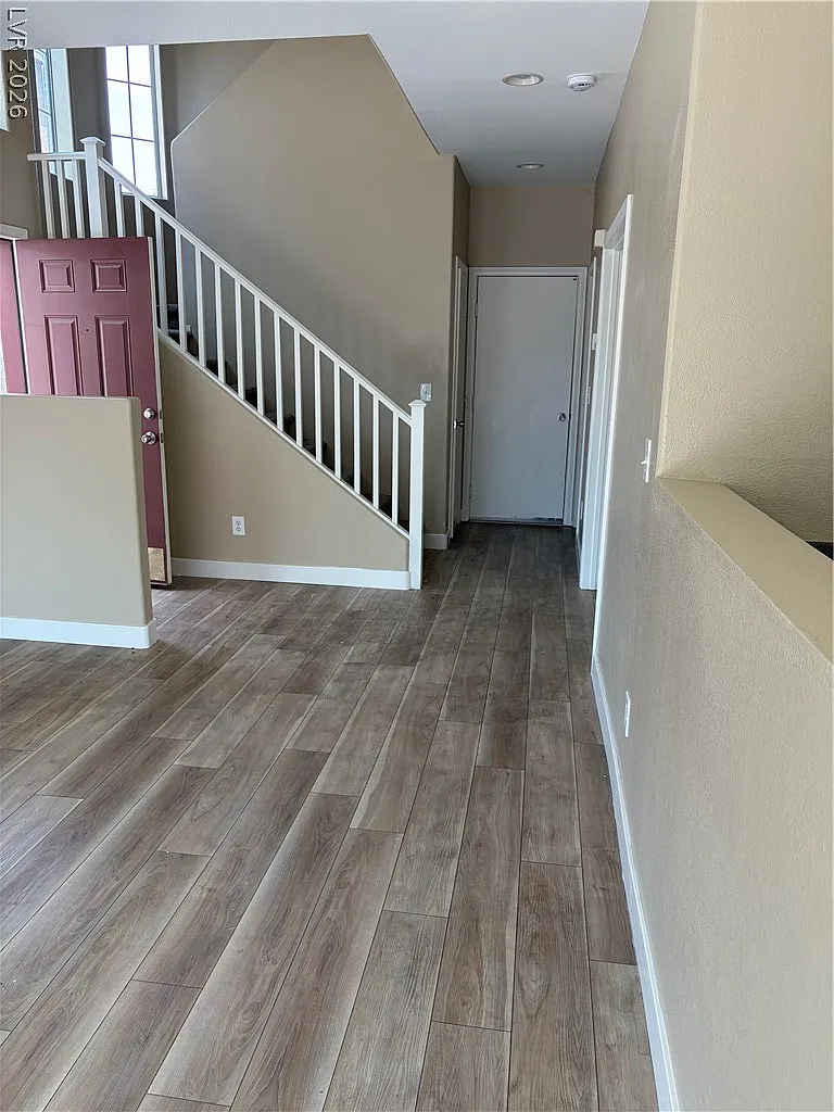 3 bed, 2.5 bath, 1920 sqft, $1,795 — Photo 4