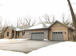 6330 Corberry Trl NE, Ada, MI 49301