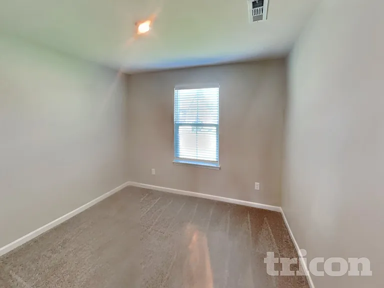 833 Dean Dr — Photo 12