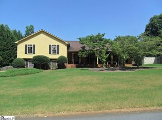 220 Sugar Creek Rd, Greer, SC 29650