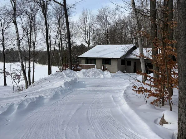 10140 Alpine Dr, Reed City, MI 49677