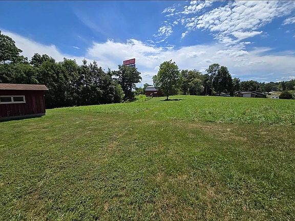 5th image of 1062 Dry Rd