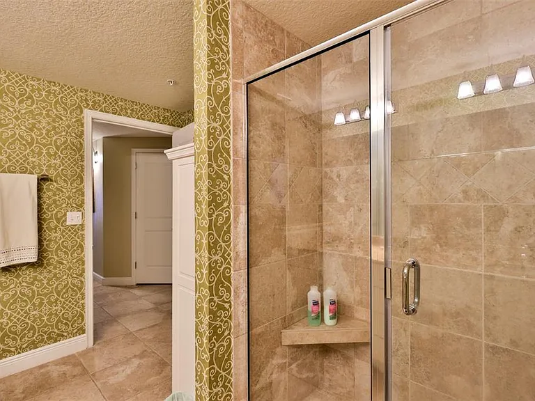 2801 Hill St #502 — Photo 17