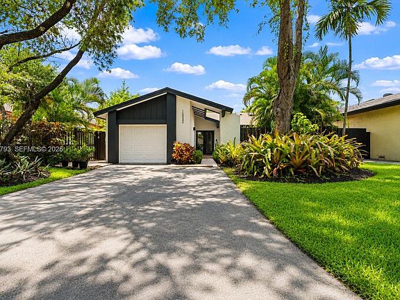 2nd image of 10932 SW 135th Court Cir
