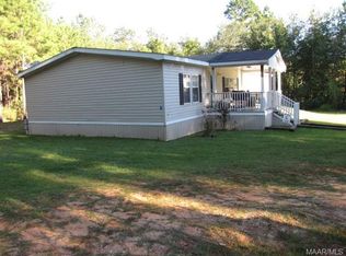 68 Wilson Rd, Highland Home, AL 36041