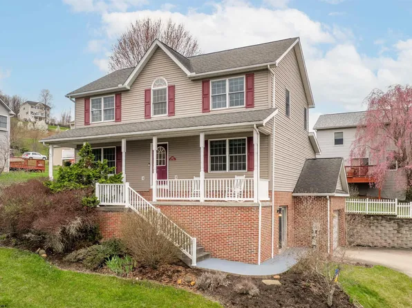 1233 Chase St, Morgantown, WV 26508