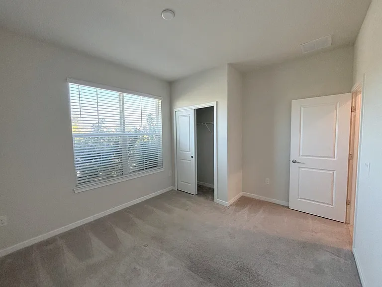 17317 Back Bay Ct — Photo 28