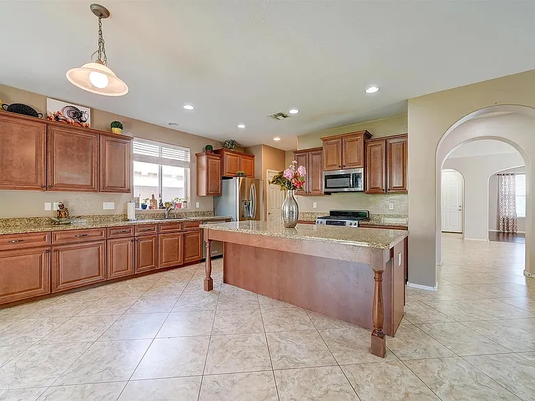 9130 S Terry Ln — Photo 2