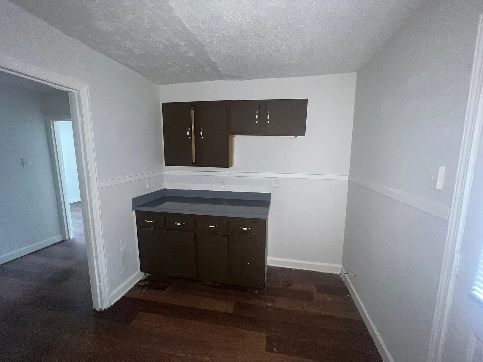 Four Bedroom House in Memphis — Photo 2