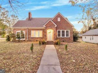 15 E New St, Winder, GA 30680