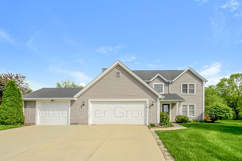 1st image of 805 S Timber Creek Dr