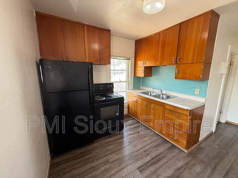 1 bed, 1.0 bath, 750 sqft, $700 — Photo 3