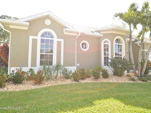 2nd image of 1419 Tipperary Dr