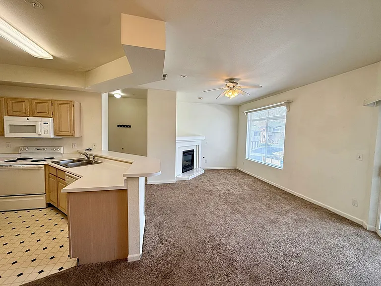 4545 Wheaton Dr #A200 — Photo 12