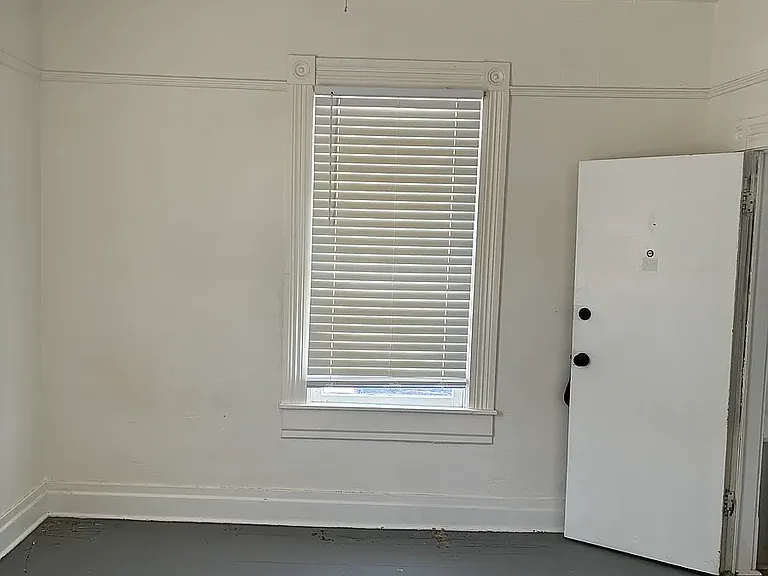 1216 W State St #5 — Photo 2