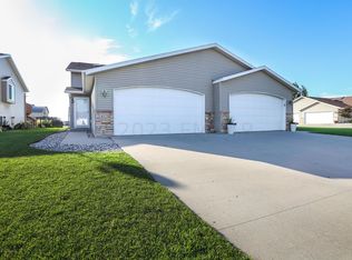 4373 39th Ave S, Fargo, ND 58104
