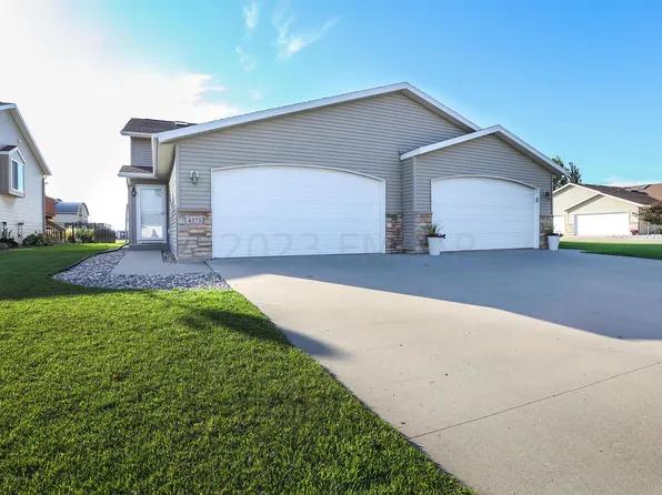 4373 39th Ave S, Fargo, ND 58104