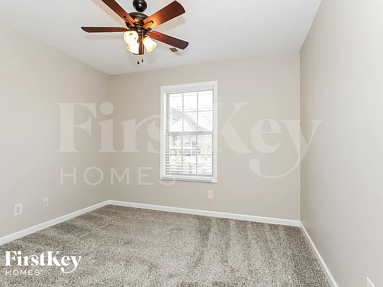 1458 Raven Rd — Photo 13