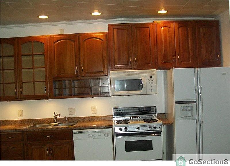 1st image of 1523 8th Ave #1
