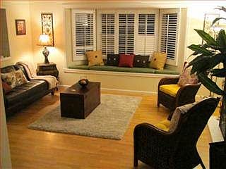 2nd image of 3558 Calvin Ave
