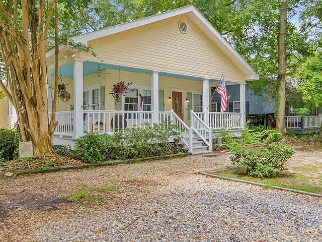 2 bed, 2.5 bath, 2682 sqft, $1,700 — Photo 2