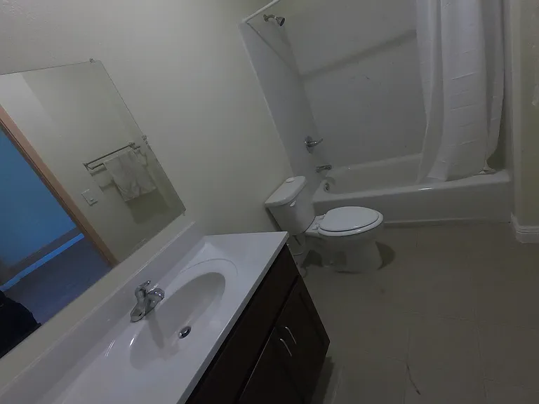 Room 3 Bathroom