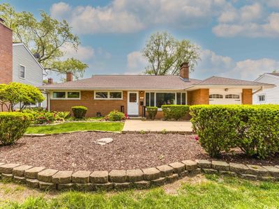 1011 W Pendleton Pl, Mount Prospect, IL, 60056