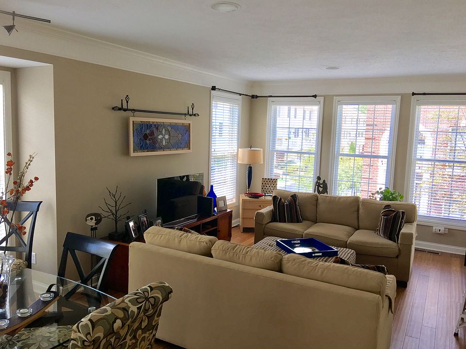1st image of 8621 Meridian Square Dr