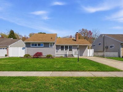 27 Jane Drive, North Babylon, NY, 11703