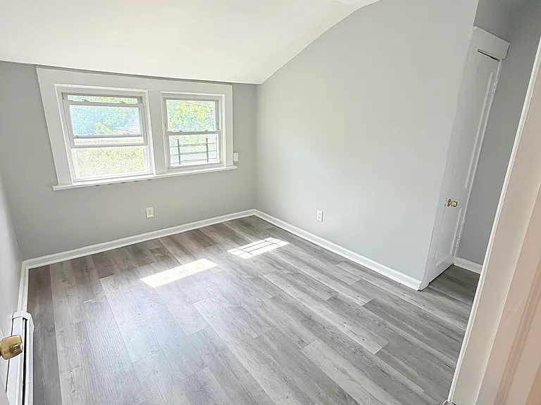 95 Alexander St #3 — Photo 7