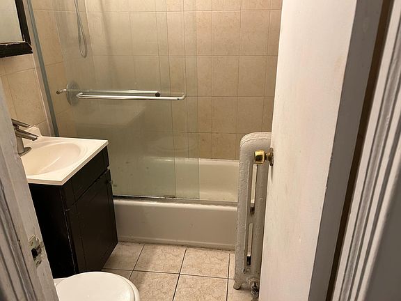 3rd image of 8515 Smith Ave