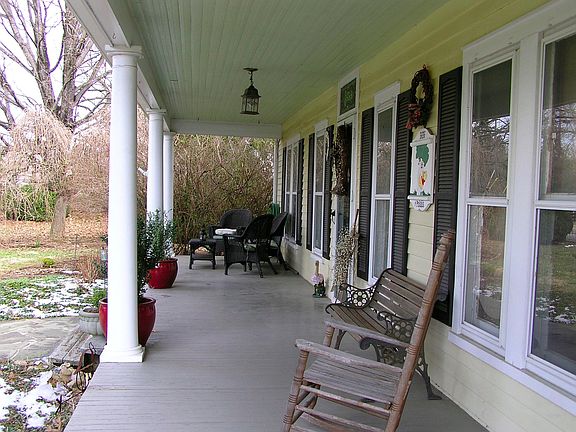 5th image of 5636 N Lee Hwy