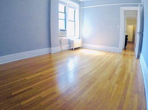 4th image of 3033 32nd St APT 3A