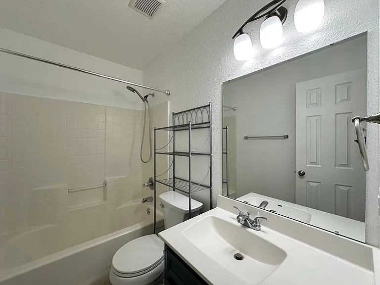 2703 Edgefield St — Photo 20
