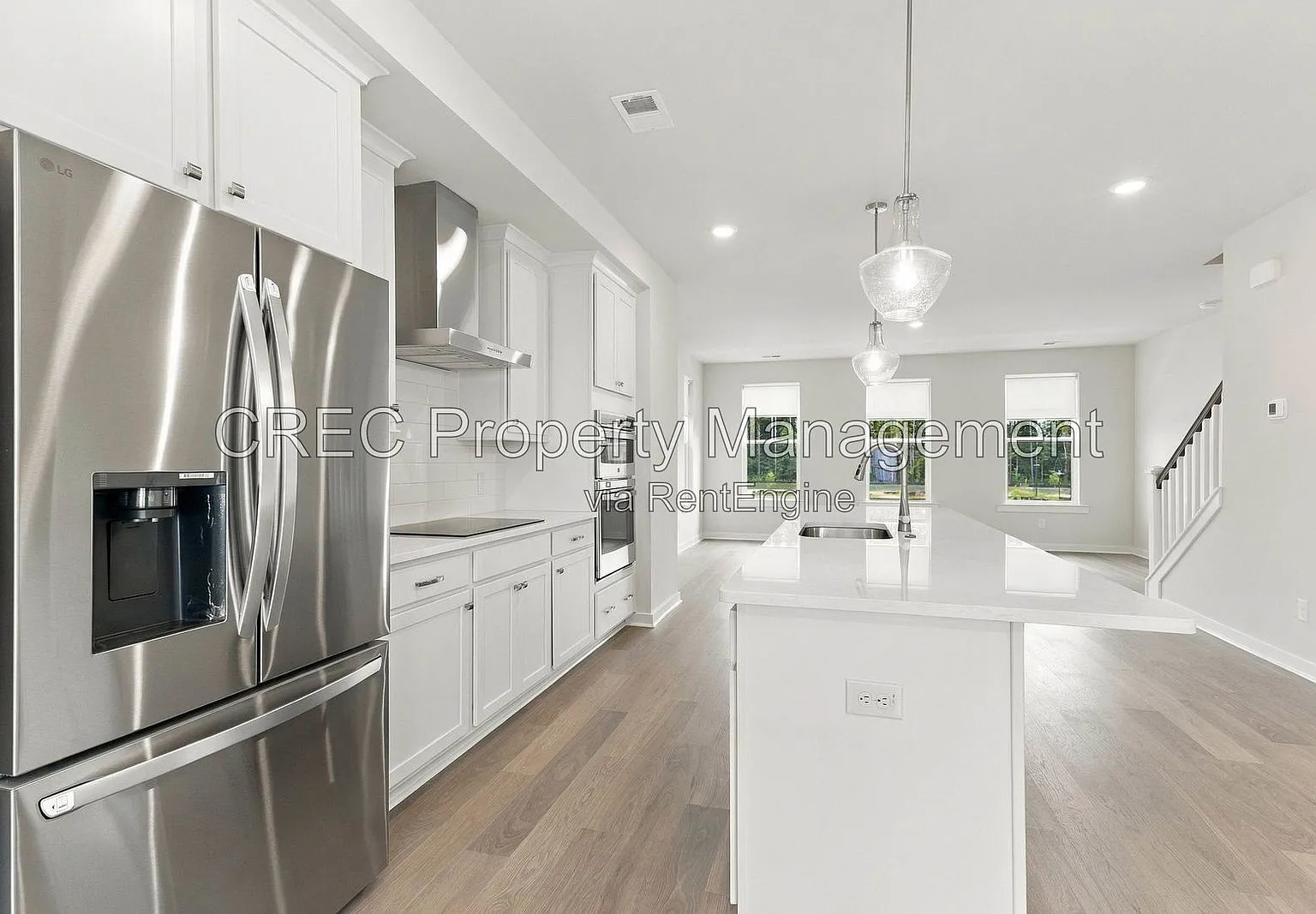 3 bed, 2.5 bath, 1943 sqft, $2,600 — Photo 3