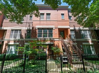 1350 W Fillmore St #A, Chicago, IL 60607