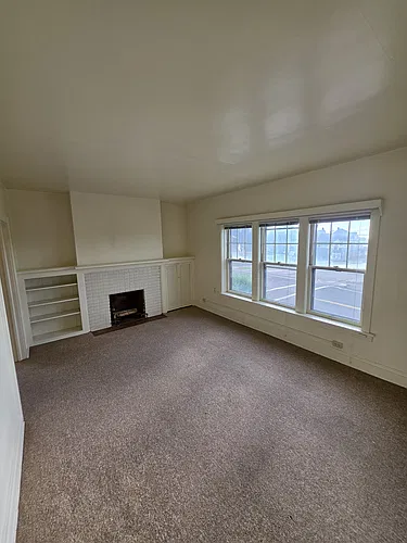 Floor plan Front 1 bedroom