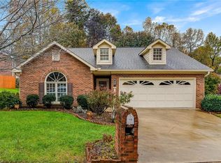 116 Club Pointe Dr, Winston Salem, NC 27104