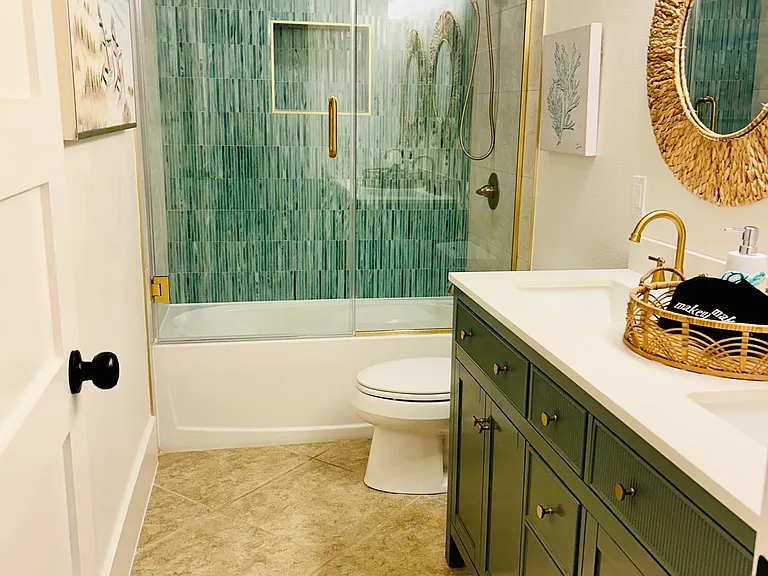 608 Key Royale Dr — Photo 12