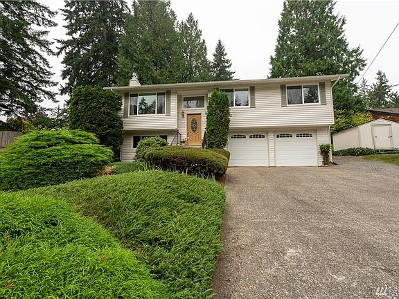 4th image of 2507 Greenlawn St SE