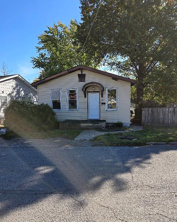 1st image of 1312 Wachtel Ave