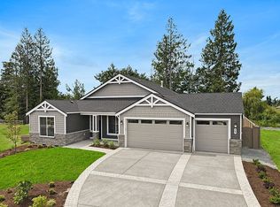 954 Rainier Loop, Mount Vernon, WA 98274