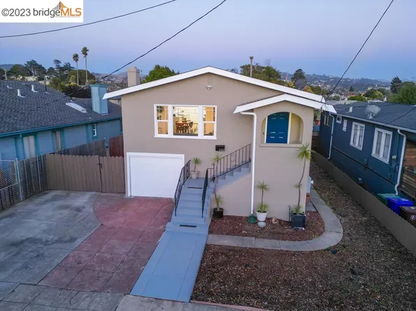 632 33rd St, Richmond, CA 94804